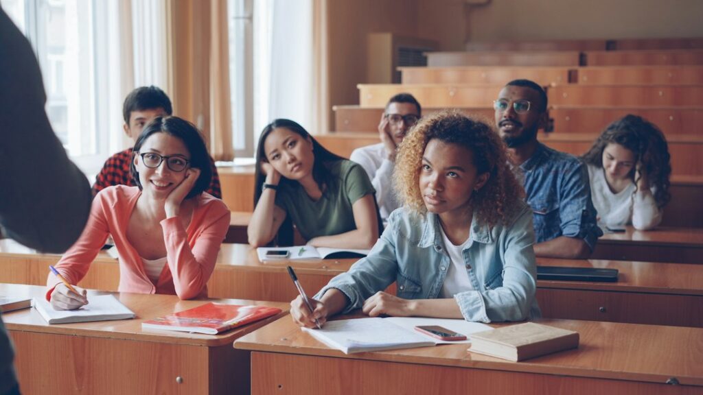 عنوان مقاله: «راهنمای جامع آمادگی برای آیلتس کامپیوتری (Computer-delivered IELTS) در سال ۲۰۲۶: ترفندها و تفاوت‌ها» جدید