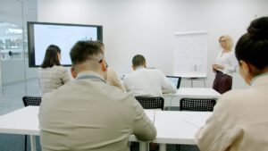 چگونه رایتینگ تسک ۱ آیلتس را از بند ۶ به بند ۸ برسانیم|||رایتینگ تسک ۱ آیلتس